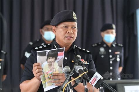 Biasanya ditakrifkan kepada mereka yang berusia kurang daripada 18 tahun. Kanak-kanak 5 tahun pecah usus disepak nenek saudara ...