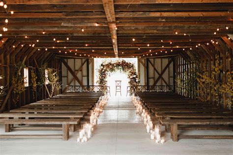 37 Barn Wedding Ideas For Any Yes Any Style
