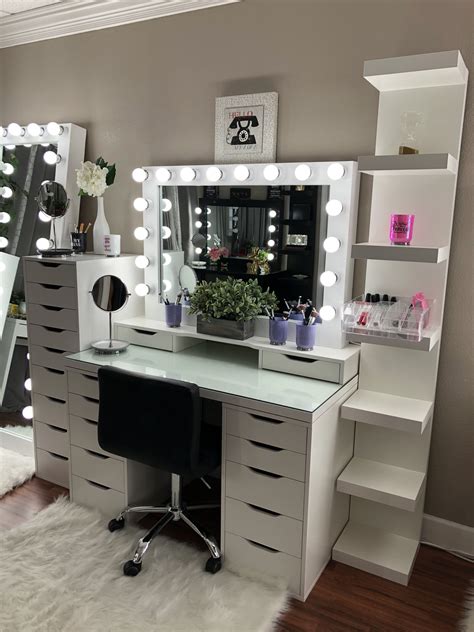 Gorgeous Vanity Mirror Beauty Room Vanity Bedroom Decor Stylish Bedroom