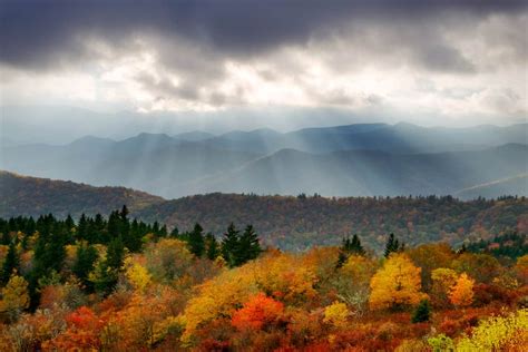 Scenic Drives For North Carolina Fall Color In The Mountains And The
