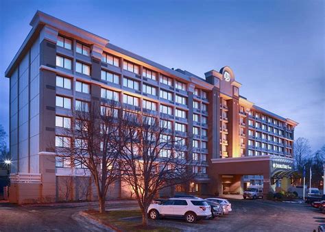 Doubletree By Hilton Hotel Norwalk Updated 2021 Prices Reviews And