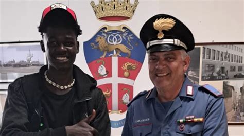 Cecina Gli Rubano Il Monopattino I Carabinieri Fermano Il Ladro