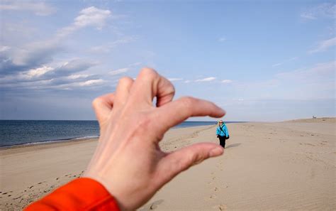 Forced Perspective Photography Ideas Tips And How Tos By Smugmug