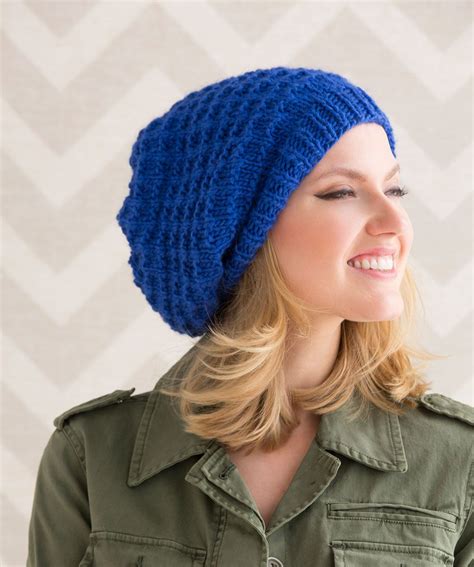 Red heart floral hat pattern. Slouchy Hat | Hat knitting patterns, Slouchy hat pattern ...