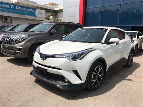 Toyota was aesthetically designed to compete with the rivals in the european market but it became quite famous in other regions due to its bonny design. Toyota C-HR 2020 Prices in Pakistan, Pictures & Reviews ...