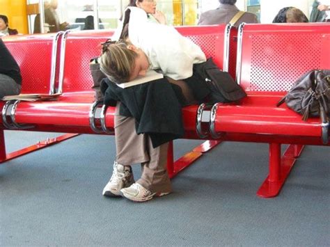 23 Funny Awkward Sleeping Positions Of People Good Night Sleep Tight