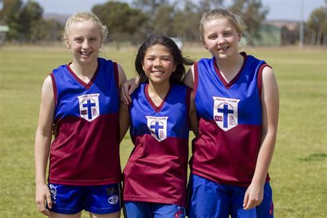 Goldfields Girls Lace Up Their Boots For Annual Footy Tournament Kalgoorlie Miner
