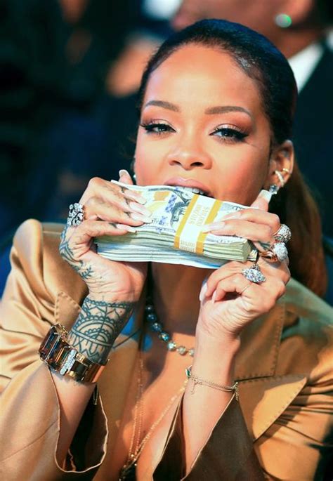 Rihanna Is Officially The Worlds Richest Female Musician