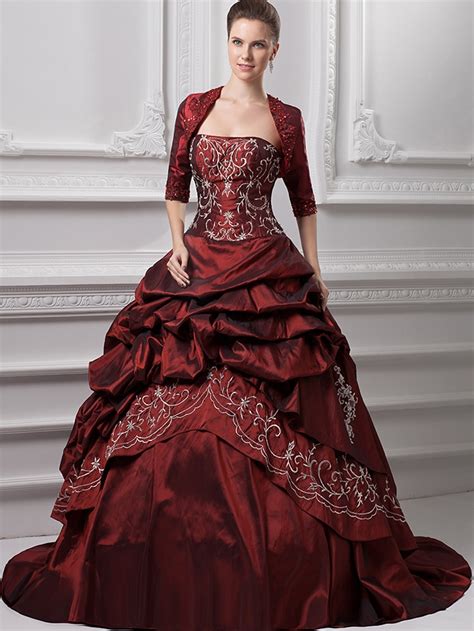 2017 Vintage Burgundy Ball Gown Wedding Dresses With Jacket Embroidery