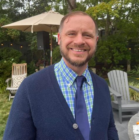 Chilling sighting of suspect ‘leaving murder victim’s office’ reveals