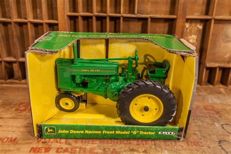 Vintage Die Cast John Deere Model G Tractor Ertl Green Yellow Toy Tractor