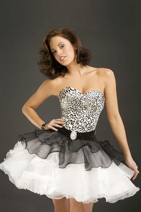 Black And White Short Formal Dresses