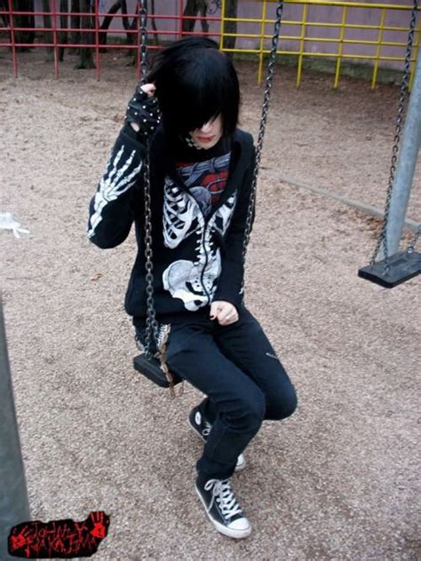 Pin By Dororo Minami On Emos Chicos Scene Outfits Cute Emo Emo Boys