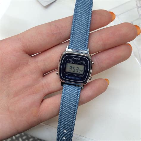 Selain jam tangn digital, casio juga punya jam tangan analog yang populer di kalangan pria dan wanita. Jual jam tangan murah Diskon JambTangan Casio Original ...