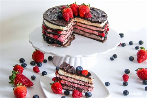 Naked Cake eine wunderschöne Torte ohne Backen glutenfrei