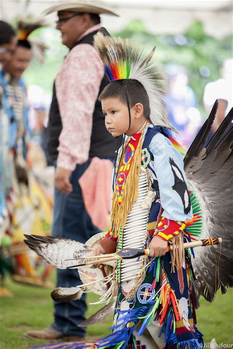 16 Photos From The Sacred Springs Powwow Pow Wow Native American