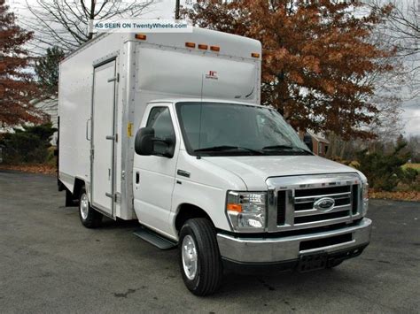 This weatherstripping door kit is designed for. 2013 Ford Cutaway Box / Lift / Side Door