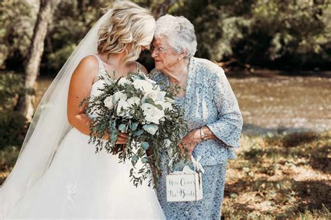 bride s 4 grandmothers serve as flower girls at wedding