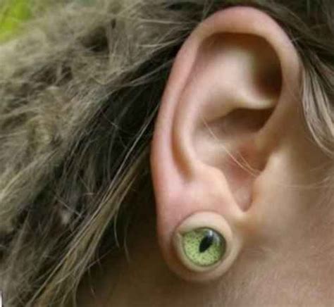 6 Bizarre And Strange Earrings Oddities Joyas Raras Aretes