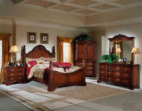 Medium Brown Finish Traditional Bedroom Woptional Casegoods