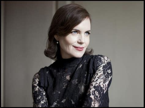 Downton Abbey Star Elizabeth Mcgovern To Lead Broadway Revival Of Time And The Conways