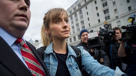 Smallville Actress Allison Mack Sentenced To 3 Years In Prison In Nxivm Sex Cult Case