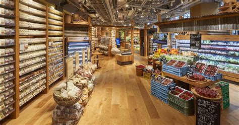 On friday, january 29, 2021, muji lyon la part dieu, the seventh muji store in france as well as the largest one, opened with a store space of over 1,300㎡. MUJI GINZA | MUJI