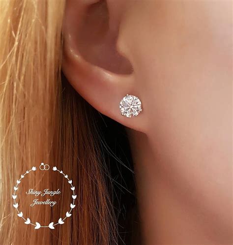 Details More Than 70 1 Diamond Earring Vn