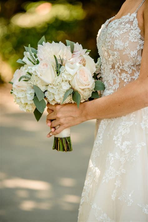31 Summer Wedding Bouquets Ideas To Embrace Weddinginclude Summer