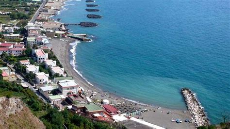 As praias mais bonitas de Nápoles Costa Cruzeiros