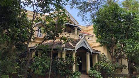 A Heritage Hotel In Bangalore Bangalore Travel Vlog Youtube