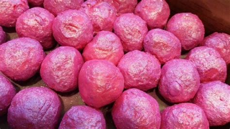 Girl Got Turned Bright Pink For 3 Days After Lush Products Went Horribly Wrong Metro News