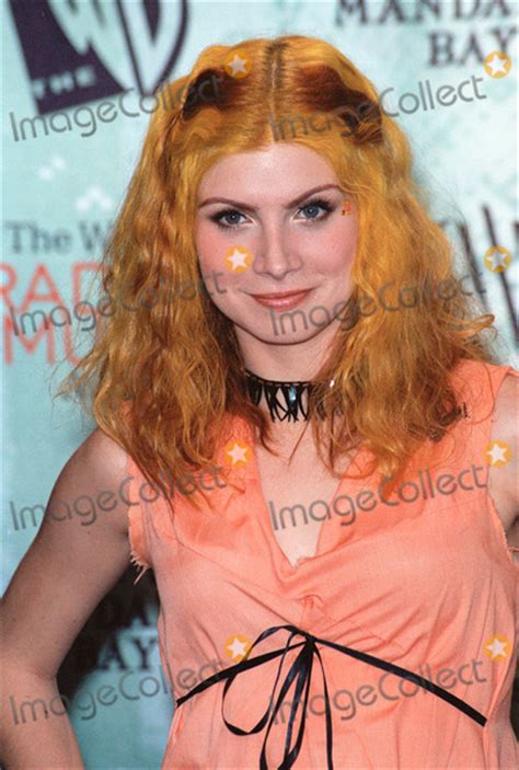 Photos And Pictures 28oct99 Pop Singer Vitamin C Colleen Fitzpatrick At The Wb Radio Music