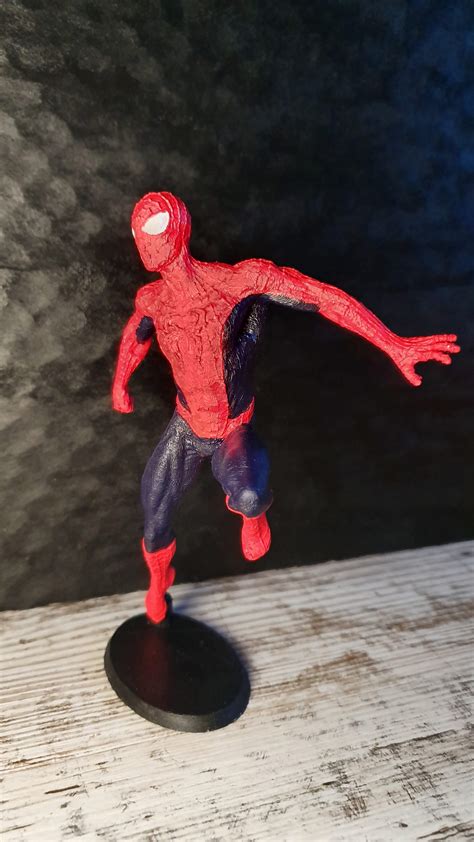 3D Printable Spiderman by Milos