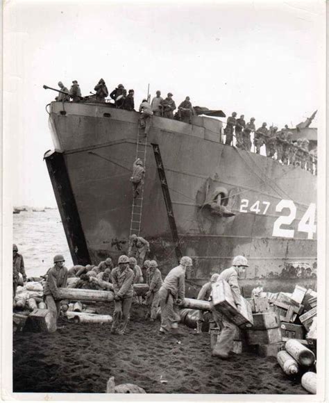 Seabees On Iwo Jima D Day 6 Men From The 133rd Ncb My Grandpa Could Be