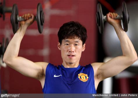 Ji sung was born on february 27, 1977. Ex-Man Utd Hero Park Ji Sung Enrols As Student At ...