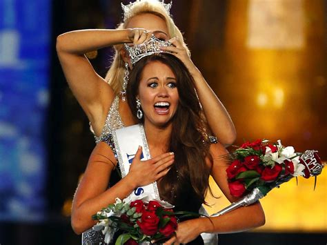 Heres The Controversial Answer That Won Miss America The Crown Miss