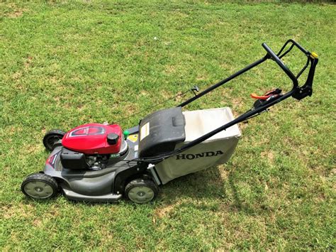 Honda Hrx217hya Premium Residential Mower With Bag Ronmowers