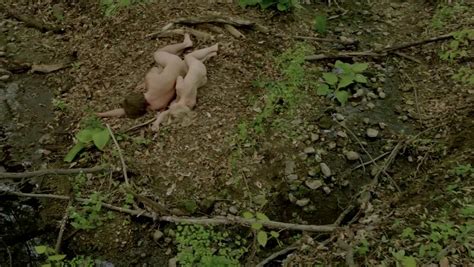 Nude Video Celebs Laura Vandervoort Sexy Bitten S01e04 2014