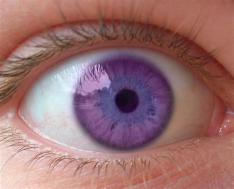紫色の目 珍しい目の色 キュートな瞳