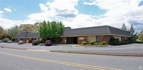 1331 4th St Nw Hickory Nc 28601 Office For Sale Loopnet