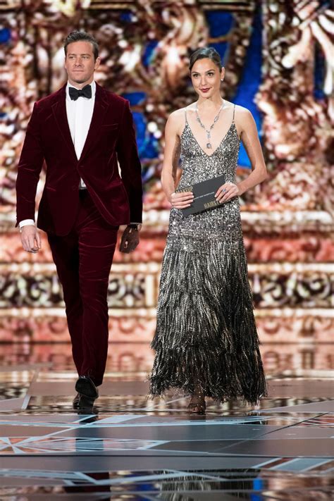 Gal Gadot Oscars 2018 Red Carpet • Celebmafia