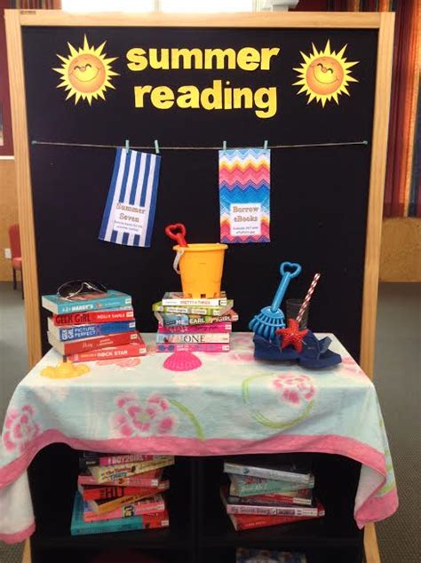Library Displays Summer Reading