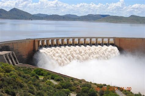 In modern times, several important dam projects have been commissioned across the continent. Gariep Dam Overflowing | South Africa | Pinterest
