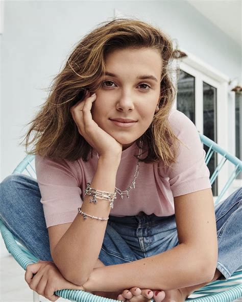 'this is so dumb,' she declared with her hands on her face, after wrongly guessing lose you to love me. Millie Bobby Brown vai estrelar thriller criminal na ...