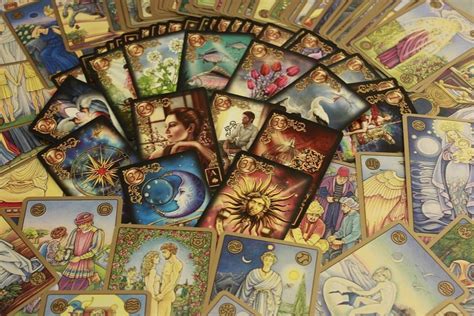 Complete List Of Decks And Books Learning The Tarot Telegraph