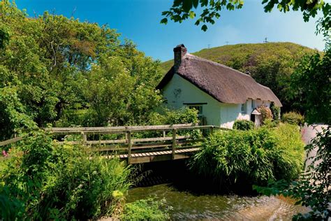 Idyllic Holiday Cottages To Rent In The Uk Holiday Cottages To Rent Rent Cottage Holiday Cottage