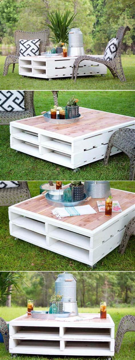 Snatch out this cutting edge plan of reshaped pallets mud kitchen with top surface and upper ledge. 25 Easy DIY Pallet Projects for Home Decor 2017