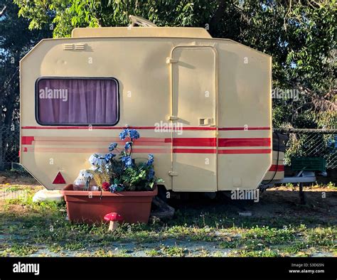 Tiny caravan Banque de photographies et dimages à haute résolution Alamy