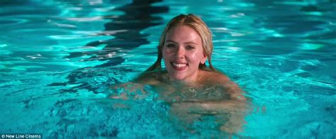 Skinny Dipping Scarlett Johansson Makes A Splash In New Romantic Comedy Daily Mail Online